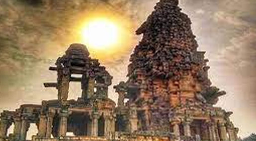 Temple Built by Ghosts : దెయ్యాలు కట్టిన ఆలయం.. దానివెనుక కథ ఇదే..