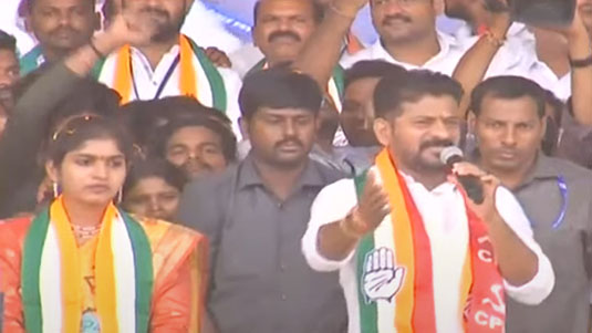 Revanth Reddy : ఎర్రబెల్లిని ఓడించండి.. పాలకుర్తి ప్రజలకు రేవంత్ పిలుపు..