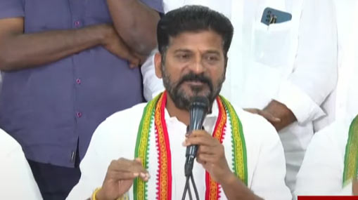 Revanth Reddy : బీఆర్ఎస్ కు 25 సీట్లు మించవు.. సీఎం ఎవరనేది అప్పుడే తేలుతుంది..