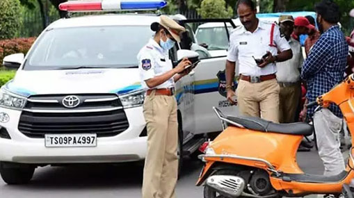 E Challan: వాహన దారులకు గుడ్ న్యూస్.. పెండింగ్ చలాన్లపై రాయితీ.. నేటి నుంచే అమలు