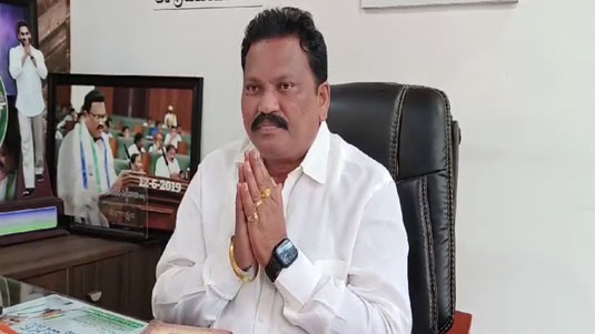 AP Elections : వైసీపీలో ఎమ్మెల్యే సీట్ల రచ్చ.. పి.గన్నవరం నేతలు రాజీనామా హెచ్చరిక..