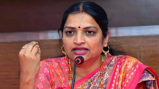 Usha Sri Charan : కళ్యాణదుర్గం టూ పెనుకొండ.. మంత్రి ఉష శ్రీ చరణ్‌ను తప్పించడంలో కారణమిదేనా..?