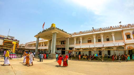 Mantralayam Temple : మహిమాన్విత క్షేత్రం.. మంత్రాలయం