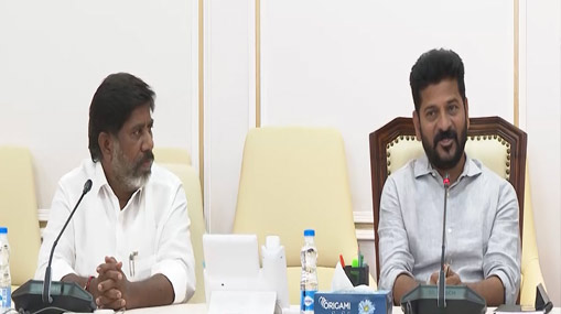 CM Revanth Reddy : పారిశ్రామికాభివృద్ధిపై సీఎం సమీక్ష.. ఇండస్ట్రియల్ కారిడార్‌ల ఏర్పాటుపై కీలక నిర్ణయం..