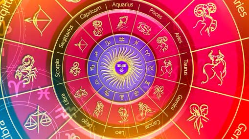 2024 Astrology : కొత్త సంవత్సరంలో అదృష్టవంతులు వీరే..! శుభాలు వీరికే..!