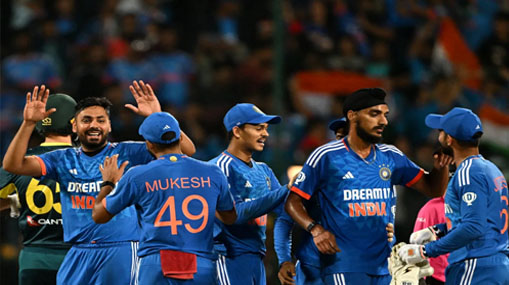 India vs Australia 5th T20 : గెలిపించిన అర్షదీప్ .. 4-1 తేడాతో టీమ్ ఇండియా సిరీస్ కైవసం .. ఓటమితో నిరాశగా వెనుతిరిగిన ఆస్ట్రేలియా