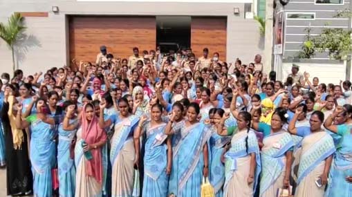 Anganwadi Strike : ఏపీలో కొనసాగుతున్న అంగన్వాడీల పోరు.. మంత్రి జోగి రమేష్ ఇంటి ముట్టడి..