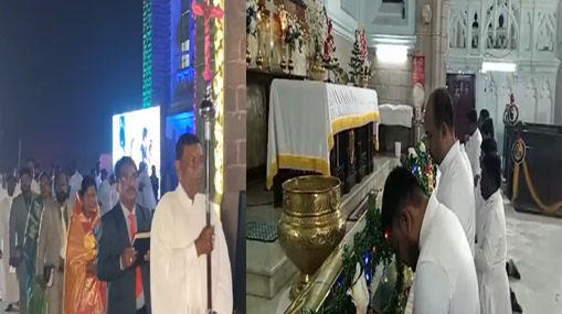 Christmas Celebrations: తెలుగు రాష్ట్రాల్లో ఘనంగా క్రిస్మస్ వేడుకలు.. విశ్వాసులతో కిక్కిరిసిన చర్చిలు