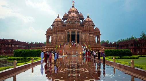 Akshardham Temple : ఆధునిక భారతపు అద్భుత దేవాలయం.. అక్షరధామ్..!