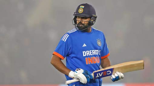 Rohit Sharma : టీ 20లో.. మొదటివాడిగా చరిత్ర సృష్టించనున్న రోహిత్!