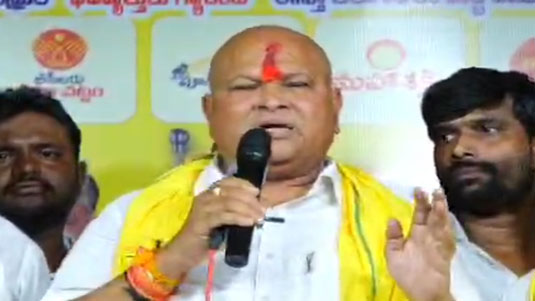 Kanna Lakshminarayana : వీధి లైట్లు ఆపేసి.. కన్నా లక్ష్మీనారాయణపై రాళ్ల దాడి..