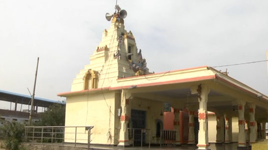 Temple Scam : దేవుడికే శఠగోపం.. ఆలయ షాపుల అద్దె స్వాహా..