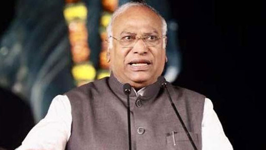 Mallikarjun Kharge : మోదీ గెలిస్తే ఎన్నికలే ఉండవు.. ఖర్గే కీలక వ్యాఖ్యలు..