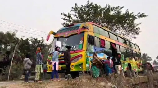 Heart Attack : డ్రైవర్ కు గుండెపోటు.. బస్సులో 65 మంది ప్రయాణికులు.. ఎలా కాపాడాడు ?