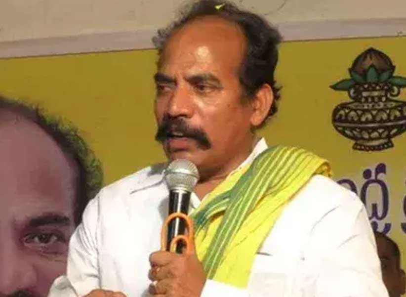 Kovvuru TDP : రచ్చకెక్కిన కొవ్వూరు టీడీపీ విభేదాలు.. జవహర్‌కు టికెట్ ఇస్తే ఓడిస్తామని అల్టిమేటం..