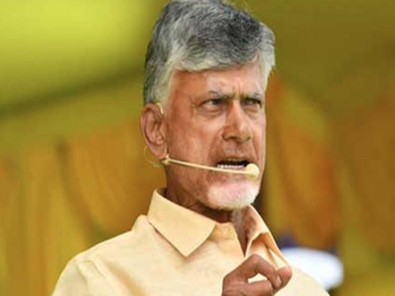 Chandrababu: ‘చిల్లర రాజకీయాలు వద్దు.. గౌరవంగా రాజకీయాలు చేర్చుకో జగన్’..