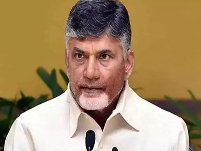 Chandrababu: ఇసుక దోపిడీని ప్రశ్నిస్తే దాడి చేస్తారా..? వైసీపీ ప్రభుత్వాన్ని ప్రశ్నించిన బాబు..