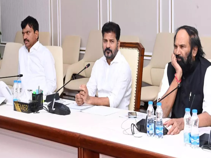 CM Revanth Reddy: తాగునీటి ఎద్దడి లేకుండా చూడాలి.. అధికారులను ఆదేశించిన సీఎం రేవంత్ రెడ్డి