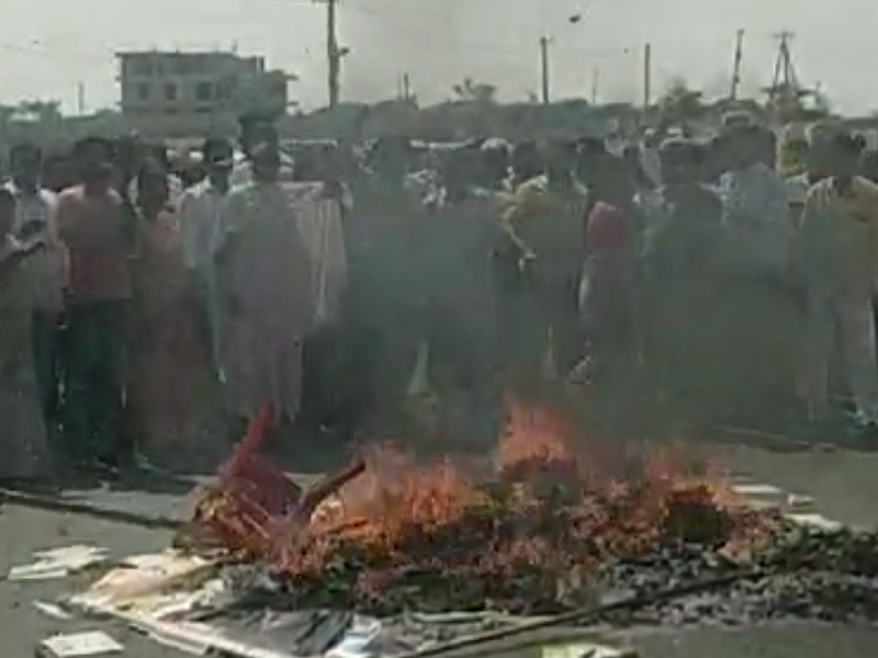 TDP Activists Protest: టీడీపీలో టికెట్ల పంచాయితీ.. రాజుకుంటున్న అసంతృప్తి సెగలు..