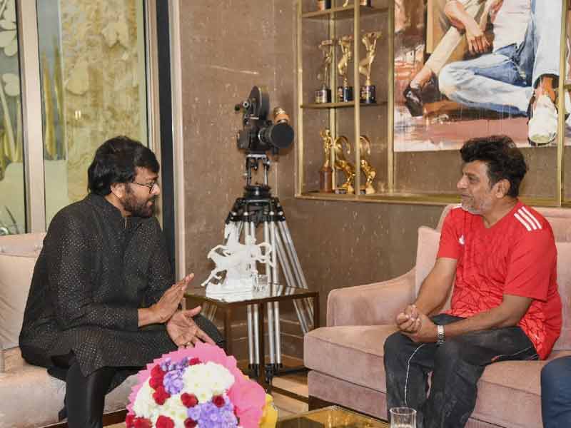 Chiranjeevi- Shiva Rajkumar: మెగాస్టార్‌ను కలిసిన శివన్న.. ఈ ఫొటోను ఎవరూ ఊహించి ఉండరు..