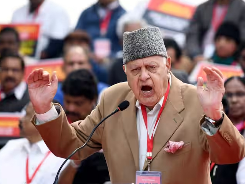 Farooq Abdullah: కశ్మీర్ ఎప్పటికీ భారత్‌లో భాగమే.. ఫరూక్ అబ్దుల్లా ఆసక్తికర వ్యాఖ్యలు..