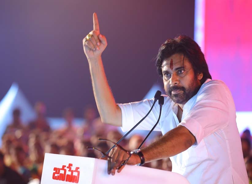 Pawan Kalyan: పొత్తులపై కామెంట్స్.. పార్టీ నేతలకు పవన్ కల్యాణ్ క్లాస్..