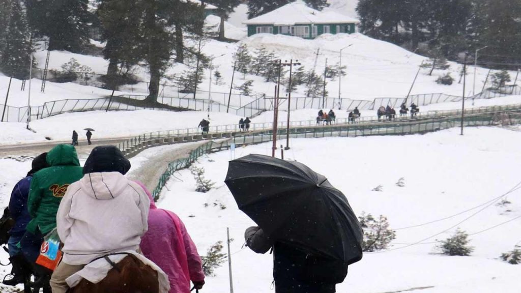 kashmir snowfall time