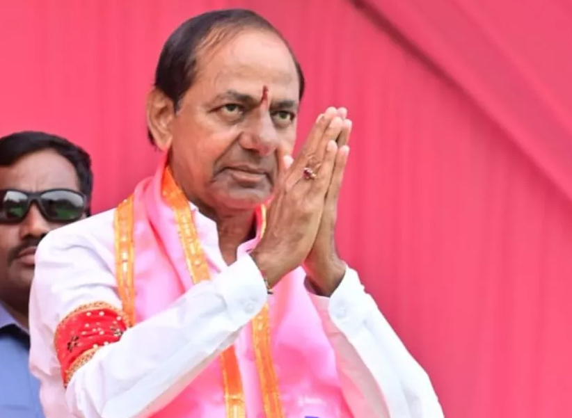 KCR Visits Telangana Bhavan : పార్లమెంట్ ఎన్నికలపై కేసీఆర్ ఫోకస్.. ఫిబ్రవరి 13న నల్లగొండలో సభ..