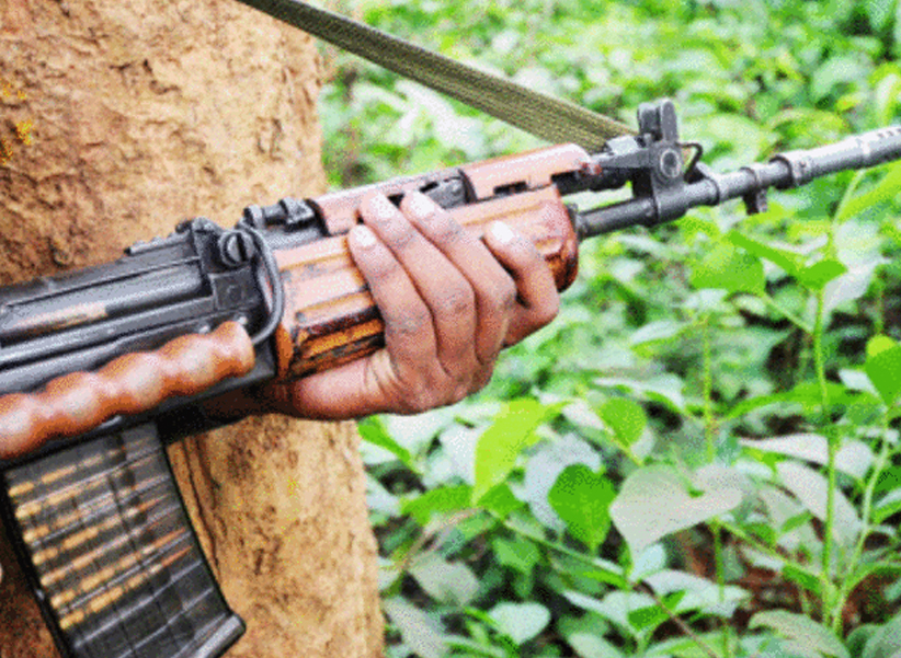 Maoist Death: కంధమాల్ జిల్లాలో ఎన్ కౌంటర్.. ఎదురుకాల్పుల్లో ఓ మావోయిస్టు మృతి..