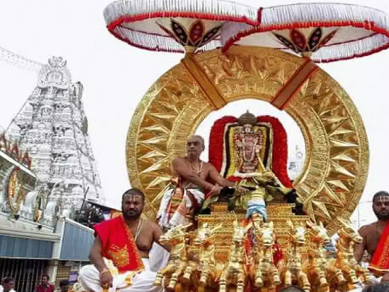 Rathasapthami In Tirumala : తిరుమలలో రథ సప్తమి వేడుకలు.. 3రోజులు సర్వదర్శనం టోకెన్లు బంద్..