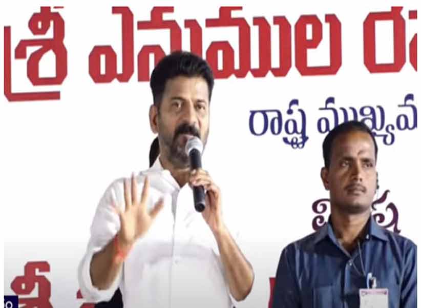 CM Revanth Reddy at Singareni Job Mela: ‘అభ్యర్థులు పరీక్షలకు సన్నద్ధంగా ఉండాలి.. 2 లక్షల ఉద్యోగాలిస్తాం’..