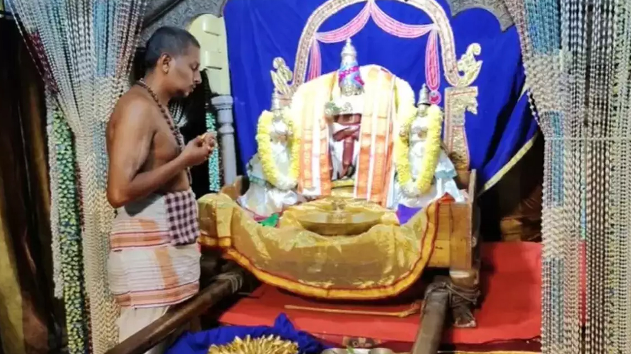 Swarna Pushparchrana In Simhachalam