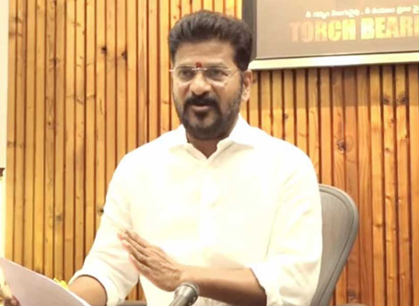 CM Revanth Reddy : ప్రభుత్వం కీలక నిర్ణయం.. ఒక్కొక్కరికి రూ. 25లక్షల పురస్కారం..