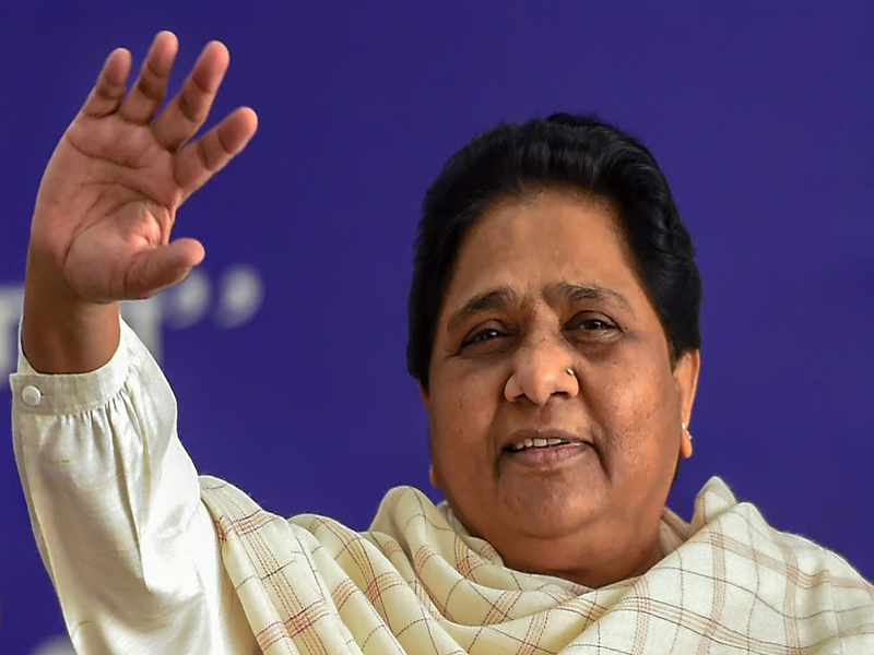 BSP Chief Mayawati: లోక్‌సభ ఎన్నికల్లో ఒంటరిగానే పోటీ.. బీఎస్పీ చీఫ్ మాయావతి ప్రకటన..