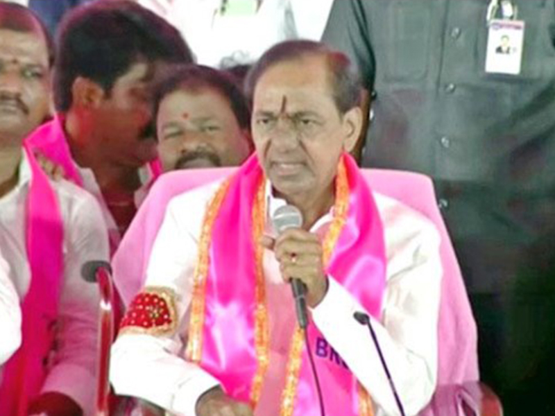 KCR Speech in Karimnagar: “రెండు రోజుల్లో మీడియా ముందుకు వస్తా.. కాళేశ్వరంపై వివరణ ఇస్తా”: KCR