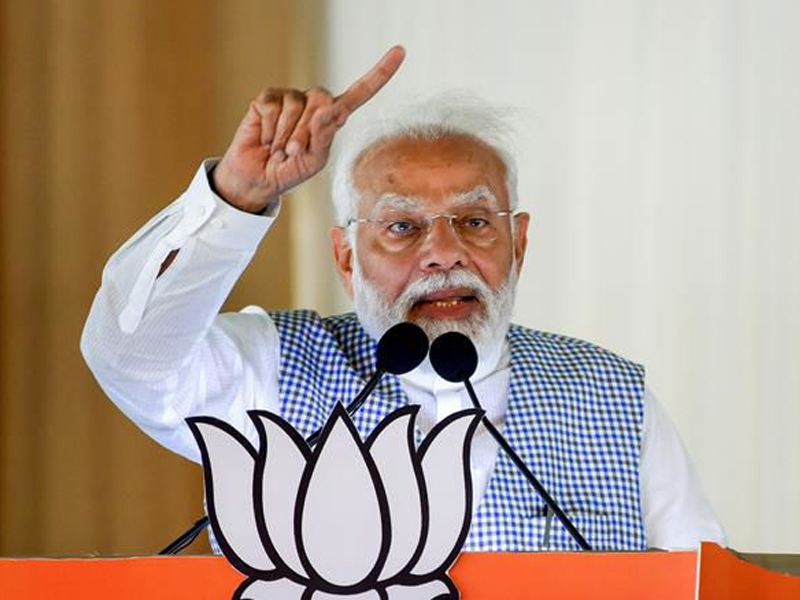 PM Modi Speech : వాళ్లకు ఫ్యామిలీ ఫస్ట్.. నాకు దేశం ఫస్ట్..