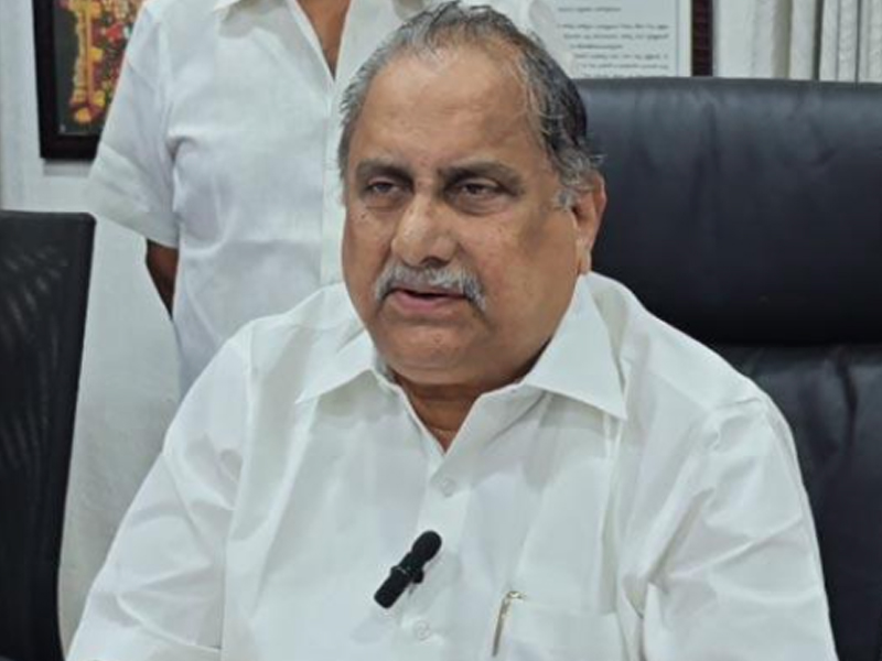 Mudragada Padmanabham : వైసీపీలోకి ముద్రగడ.. ముహూర్తం ఫిక్స్..