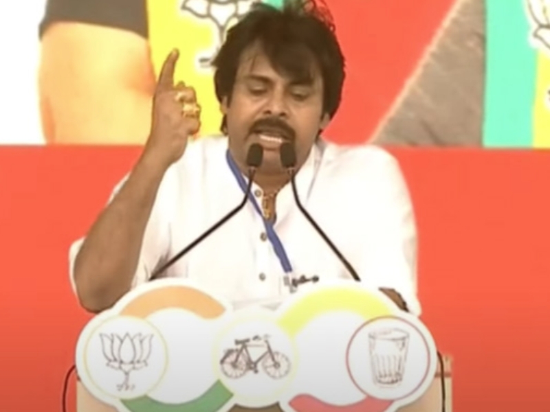 Pawan Kalyan in Prajagalam Meeting: రాష్ట్రాన్ని రావణకాష్టం చేసిన జగన్‌ను తరిమేయాలి.. ప్రజాగళం సభలో పవన్ కళ్యాణ్ పిలుపు