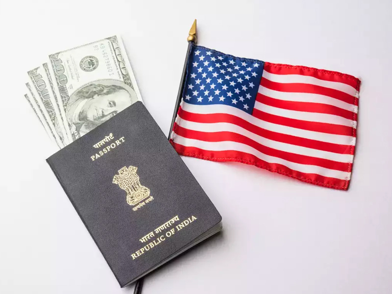 US Visa Fees Hike: అమెరికా వెళ్లేవారికి షాక్.. వీసా ఫీజులు పెంపు.. ఏప్రిల్ 1 నుంచి అమలు..