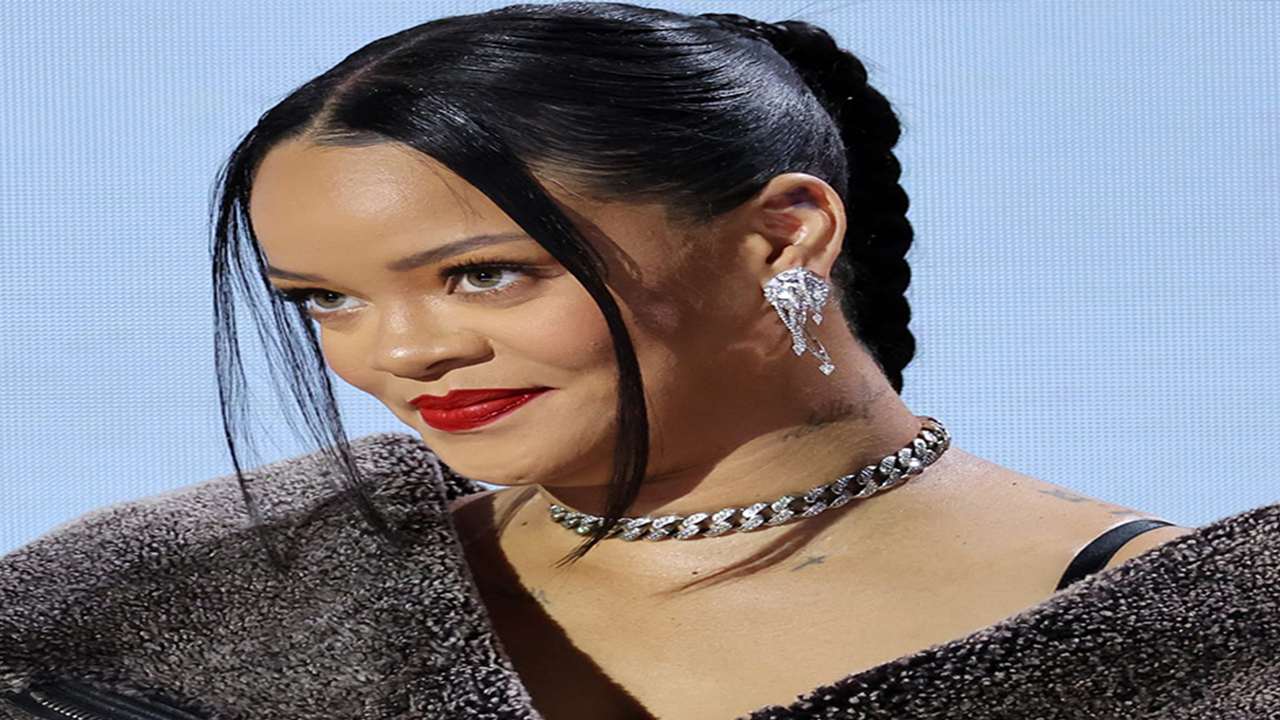 Pop Singer rihanna in Ambani's pre-wedding