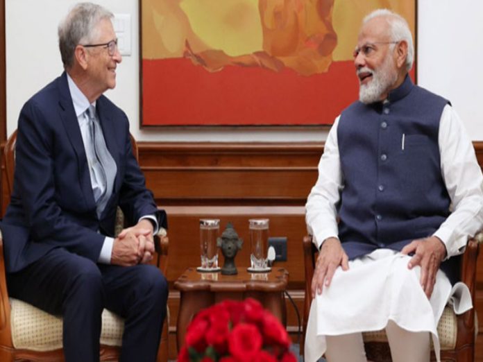 Modi Meets Bill Gates