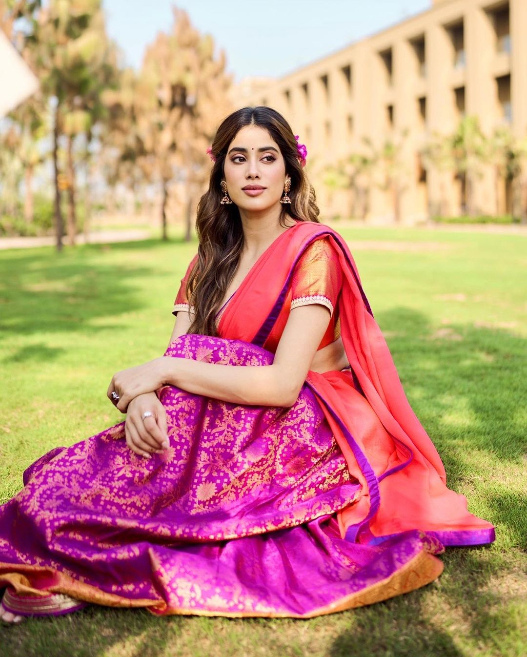 Janhvi kapoor pictures new