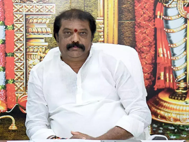 Minister Gummanuru Jayaram : వైసీపీకి మరో బిగ్‌షాక్.. మంత్రి గుమ్మనూరు జయరాం రాజీనామా.. టీడీపీలో చేరి అక్కడి నుంచి బరిలోకి..