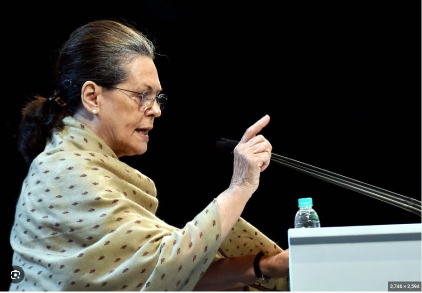 SONIAGANDHI ANGRY ON MODI GOVT: మోదీ సర్కార్ పై ఆగ్రహం.. విచారణ జరగాల్సిందేనన్న సోనియా