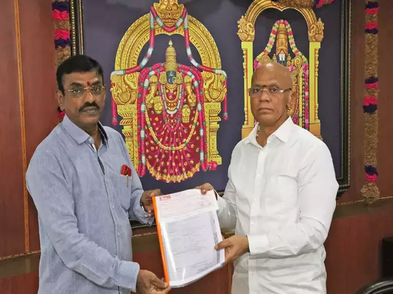 Donation to Tirumala: తిరుమల శ్రీవారికి భారీ విరాళమిచ్చిన భక్తుడు..