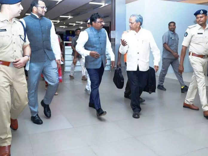Election Observers Rammohan mishra reached vijayawada