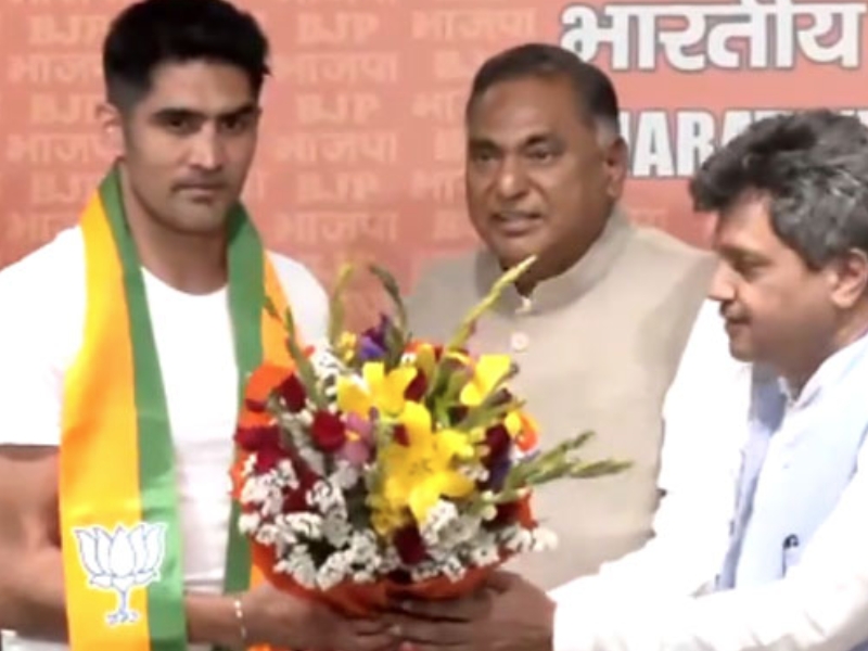 Vijender Singh: కాంగ్రెస్‌కు బిగ్ షాక్.. బీజేపీలో చేరిన బాక్సర్ విజేందర్ సింగ్..