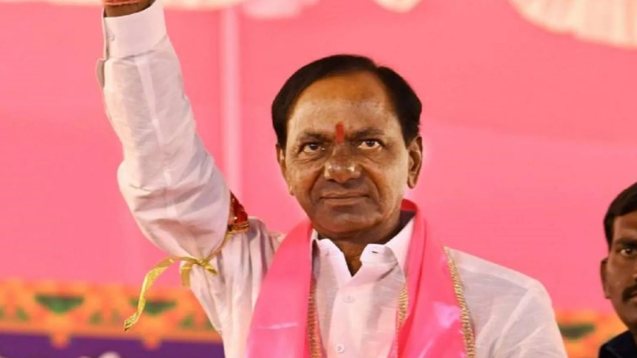 BRS Chief KCR:  1.30 లక్షల మందితో సెక్రటేరియట్ ఎదుట ధర్నా చేస్తాం: కేసీఆర్