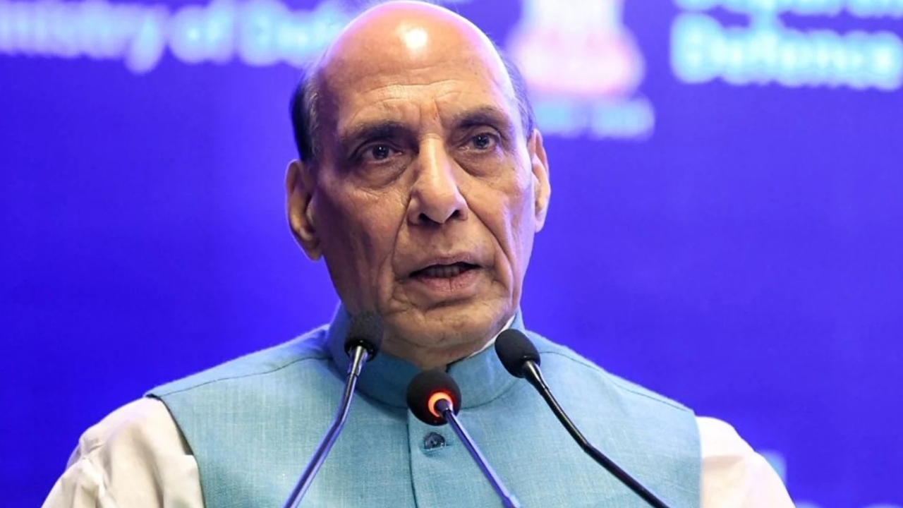 Rajnath Singh: మీకు చేతకాకపోతే చెప్పండి.. మేము రంగంలోకి దిగుతాం: పాక్‌కు భారత్ కౌంటర్