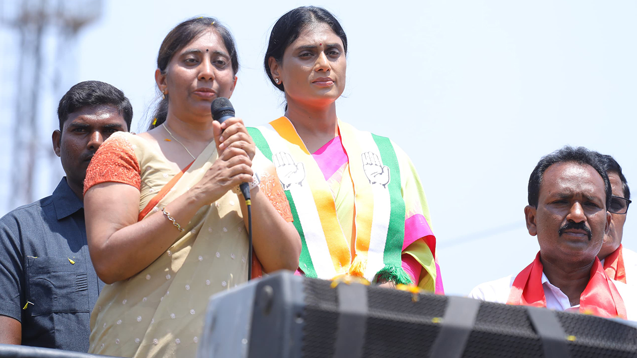 Sharmila, Sunitha shocking comment: జగన్‌పై ఆగ్రహం, గొడ్డలితో నరికి చంపినప్పుడు..!